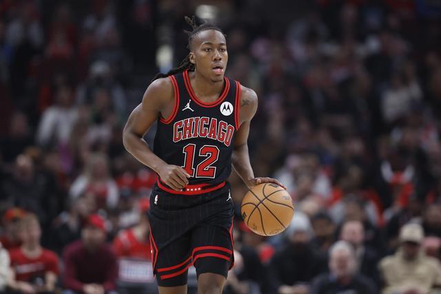 队史第二位6000分球员 翟晓川:未来属于年轻人